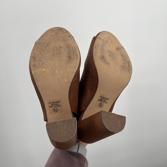 Heart In D High Heels Ladies Size 5 1/2 - Picture 5 of 8